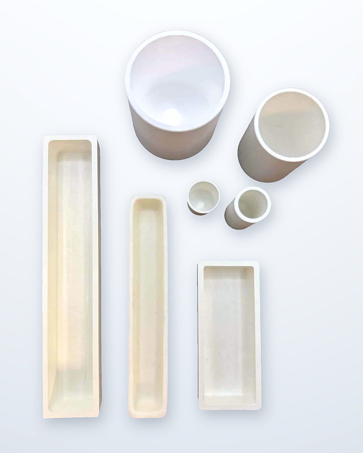 Boron nitride ceramic components made by Pyroflux India — crucibles, sintering boats, tubes and sleeves in machined h-BN